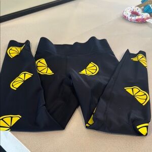 Ultracor lemon print leggings xs